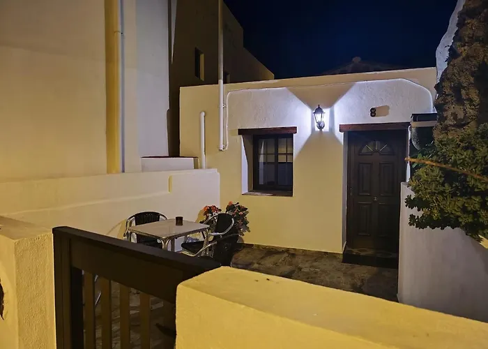 House From 1900 Carefully Restored *