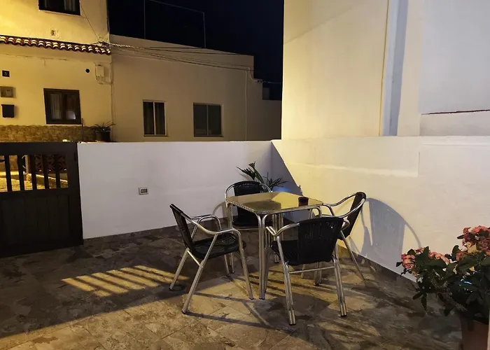 House From 1900 Carefully Restored *