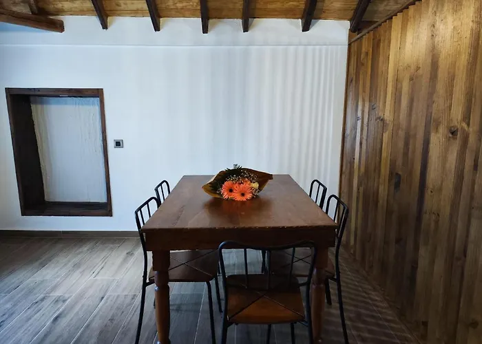 House From 1900 Carefully Restored *