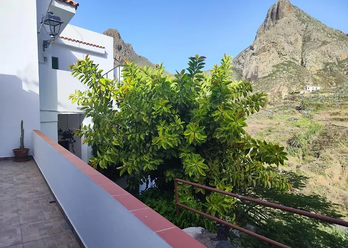 House From 1900 Carefully Restored *